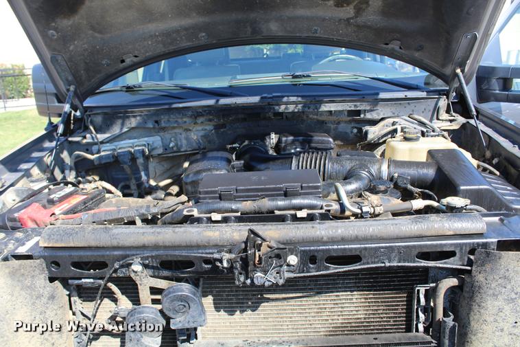 image for item K1924 2010 Ford F150 XL SuperCab pickup truck