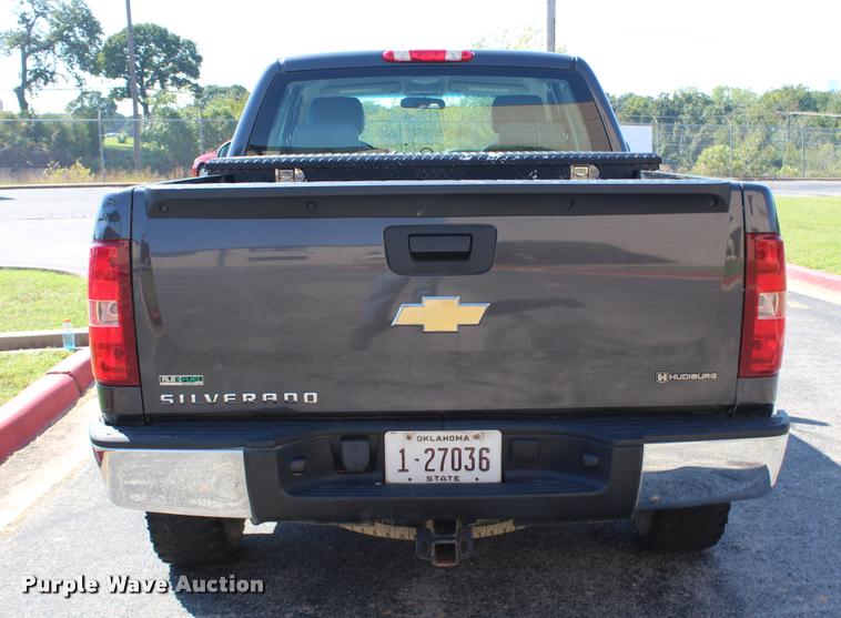image for item K1925 2011 Chevrolet Silverado 1500 Ext. Cab pickup truck