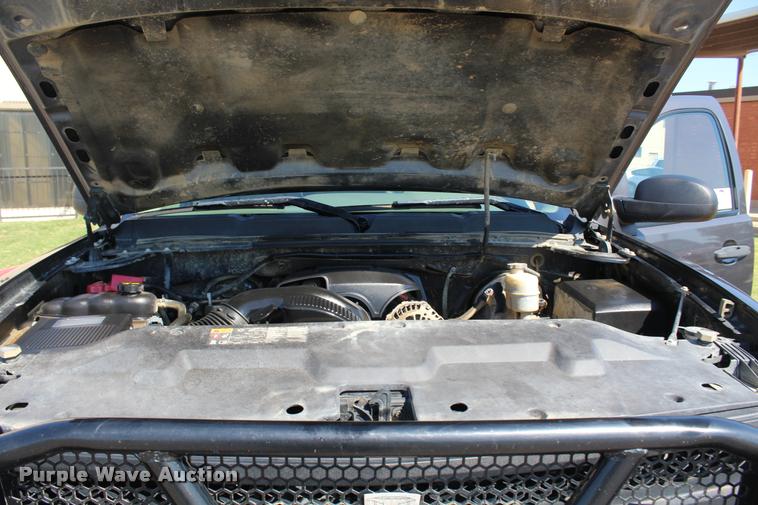 image for item K1925 2011 Chevrolet Silverado 1500 Ext. Cab pickup truck