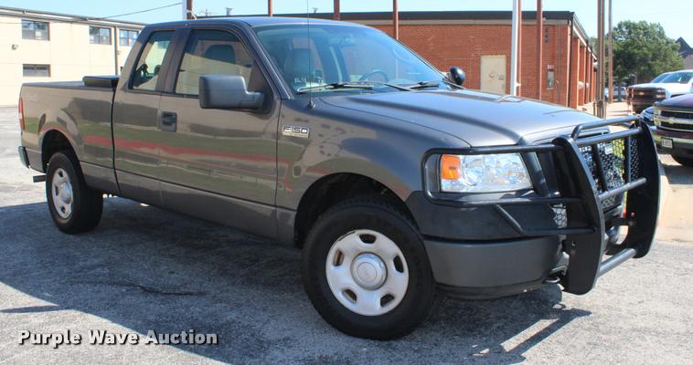 image for item K1926 2008 Ford F150 XL SuperCab pickup truck