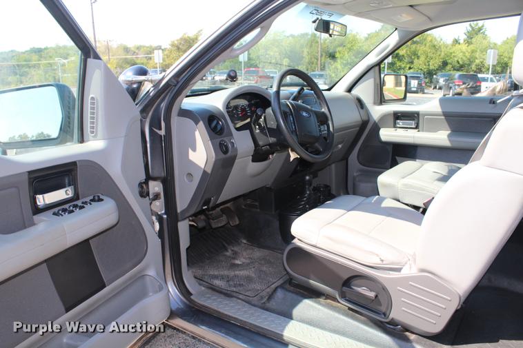 image for item K1926 2008 Ford F150 XL SuperCab pickup truck