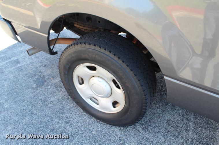 image for item K1926 2008 Ford F150 XL SuperCab pickup truck