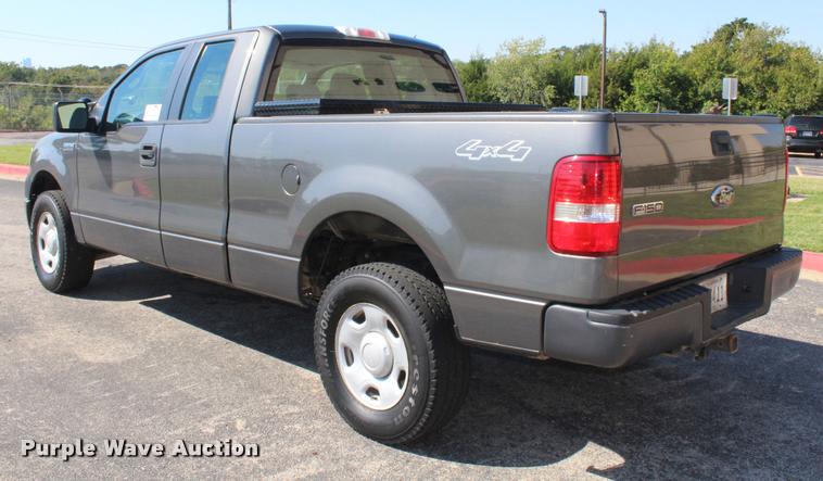 image for item K1927 2007 Ford F150 XL SuperCab pickup truck