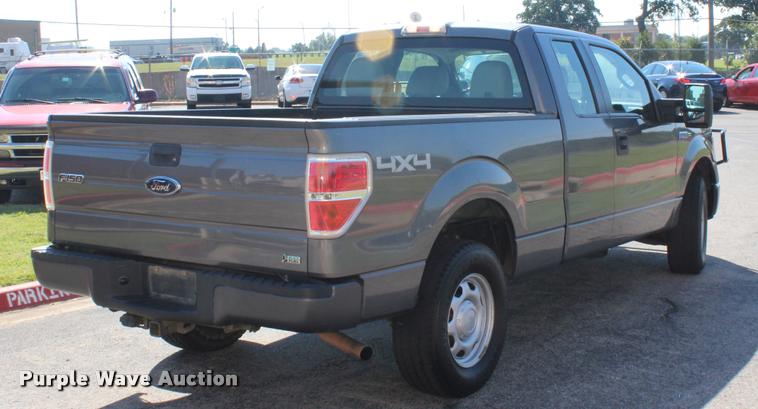 image for item K1928 2010 Ford F150 XL SuperCab pickup truck