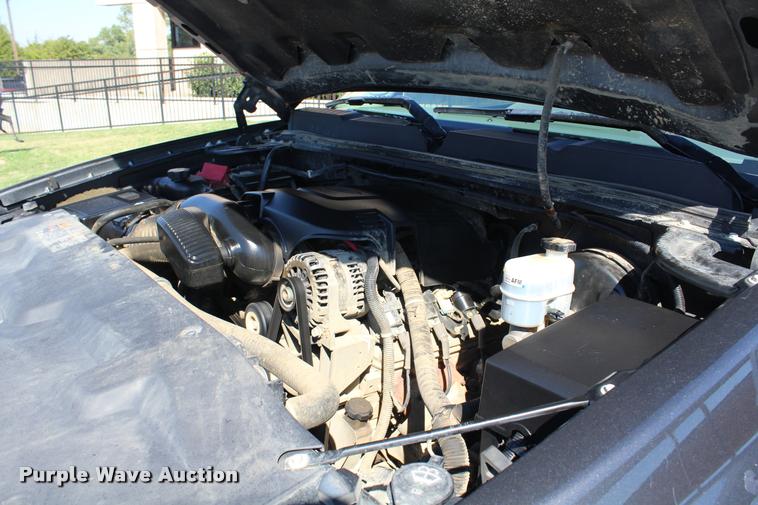 image for item K1929 2011 Chevrolet Silverado 1500 Ext. Cab pickup truck