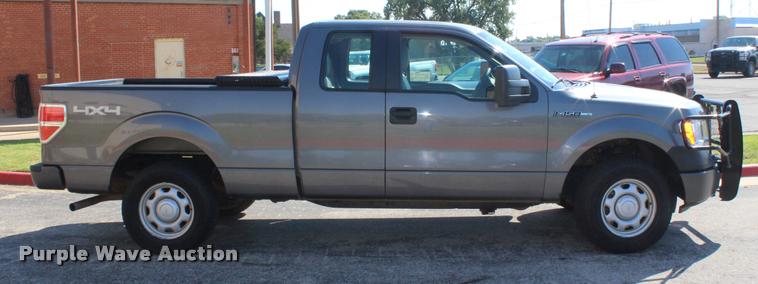 image for item K1930 2010 Ford F150 XL SuperCab pickup truck