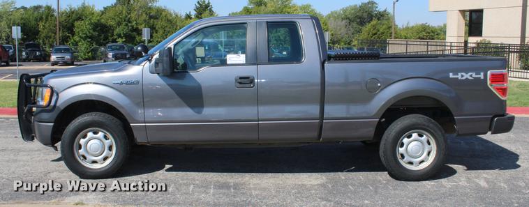 image for item K1930 2010 Ford F150 XL SuperCab pickup truck