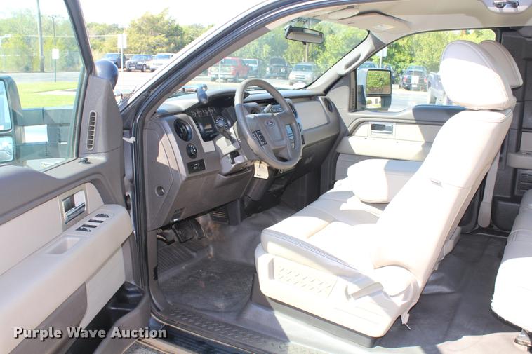 image for item K1930 2010 Ford F150 XL SuperCab pickup truck