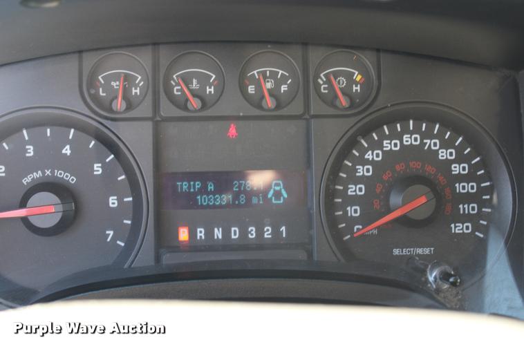 image for item K1930 2010 Ford F150 XL SuperCab pickup truck