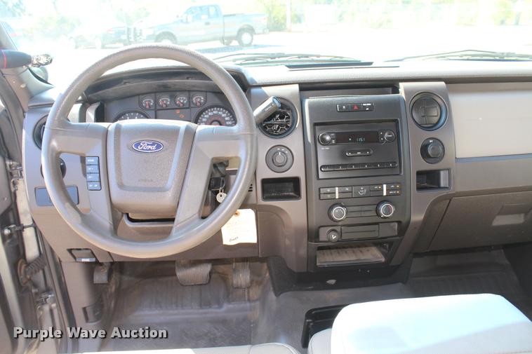 image for item K1931 2010 Ford F150 XL SuperCab pickup truck