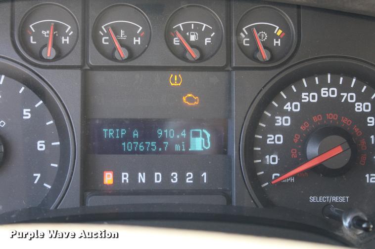 image for item K1931 2010 Ford F150 XL SuperCab pickup truck