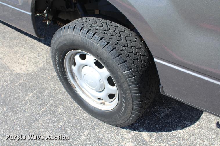 image for item K1931 2010 Ford F150 XL SuperCab pickup truck