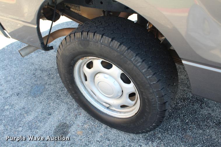 image for item K1931 2010 Ford F150 XL SuperCab pickup truck