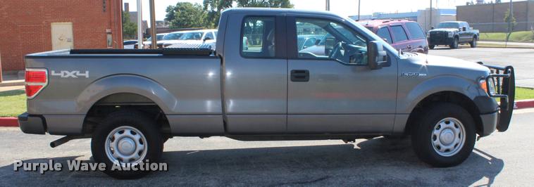image for item K1933 2010 Ford F150 XL SuperCab pickup truck