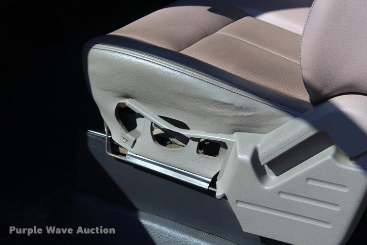 image for item K1933 2010 Ford F150 XL SuperCab pickup truck