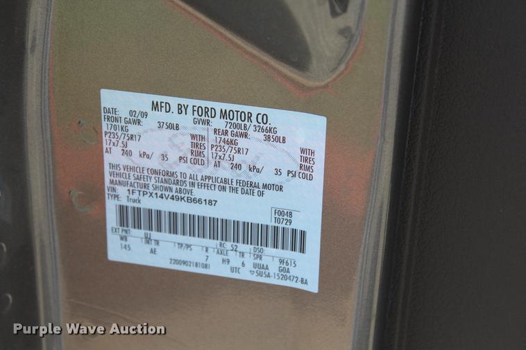 image for item K1935 2009 Ford F150 XL SuperCab pickup truck