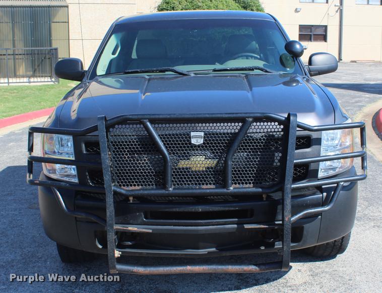 image for item K1937 2011 Chevrolet Silverado 1500 Ext. Cab pickup truck