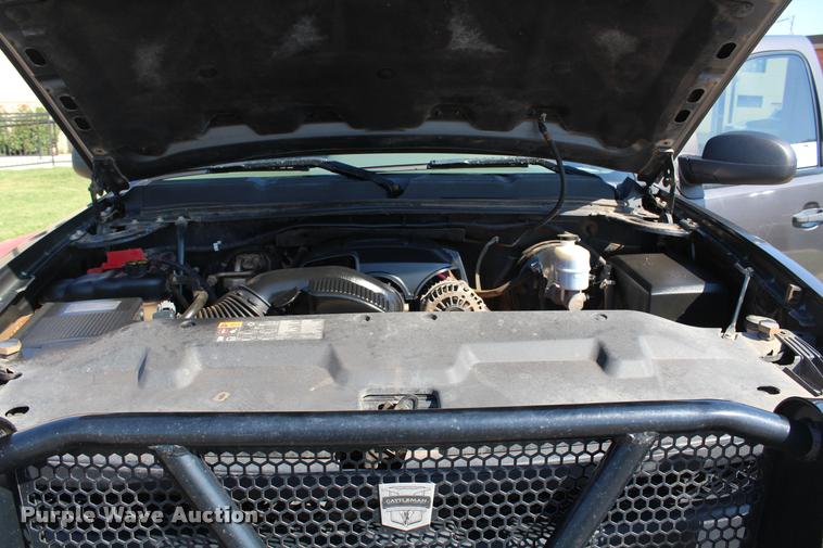 image for item K1937 2011 Chevrolet Silverado 1500 Ext. Cab pickup truck