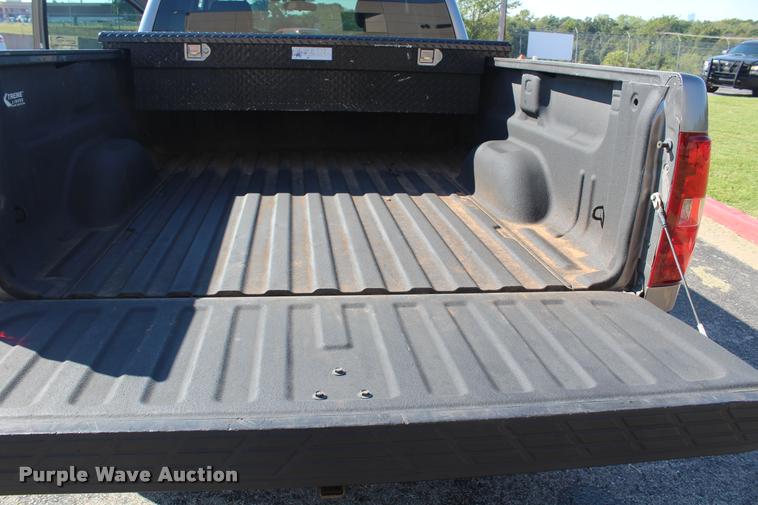 image for item K1938 2012 Chevrolet Silverado 1500 Ext. Cab pickup truck