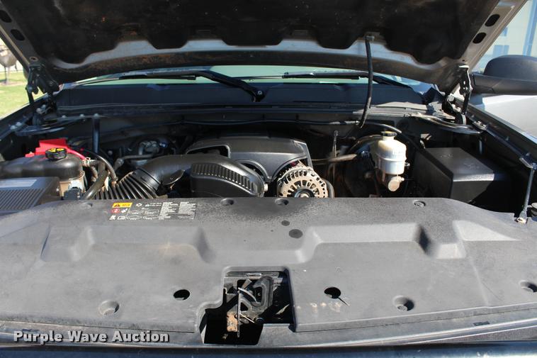 image for item K1938 2012 Chevrolet Silverado 1500 Ext. Cab pickup truck