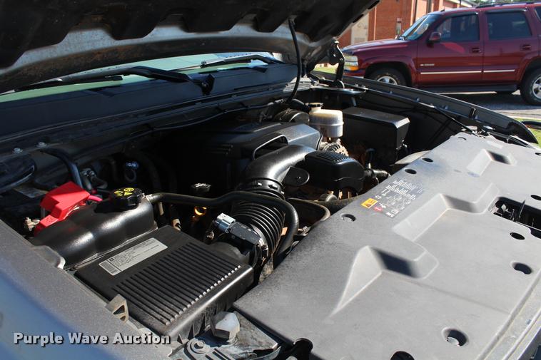 image for item K1938 2012 Chevrolet Silverado 1500 Ext. Cab pickup truck