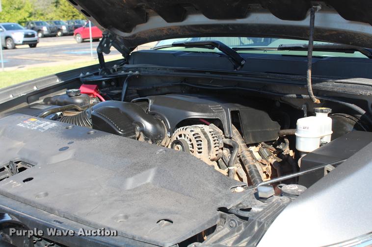 image for item K1938 2012 Chevrolet Silverado 1500 Ext. Cab pickup truck