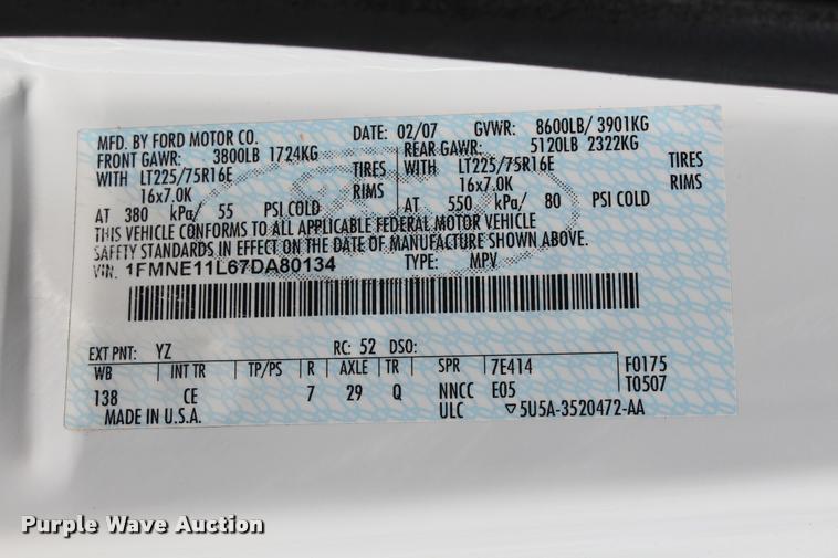 image for item K1939 2007 Ford E150 van