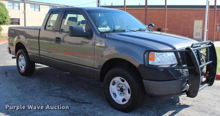 image for item K1940 2008 Ford F150 XL SuperCab pickup truck