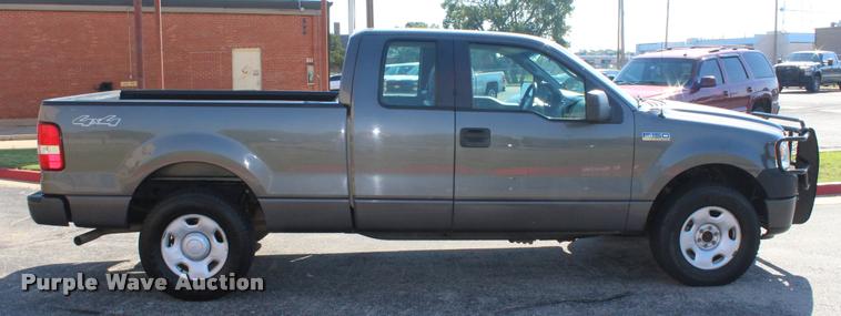 image for item K1940 2008 Ford F150 XL SuperCab pickup truck