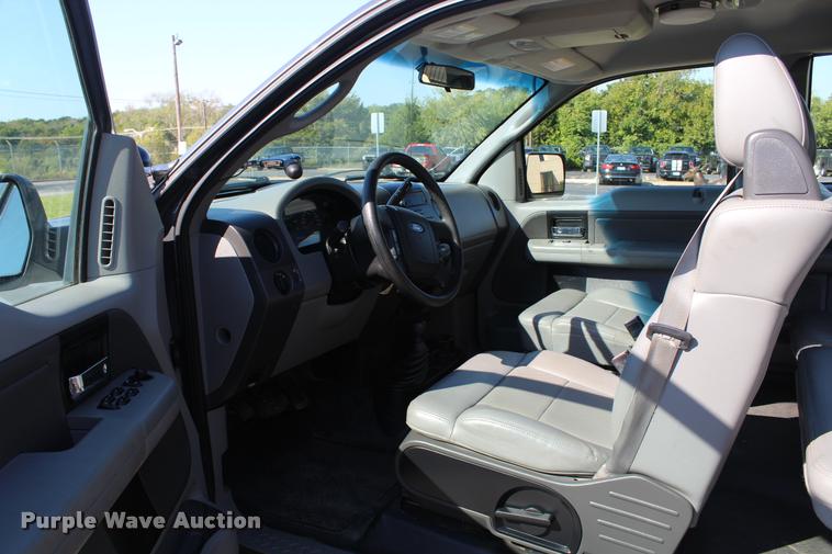 image for item K1940 2008 Ford F150 XL SuperCab pickup truck