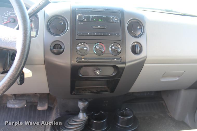 image for item K1940 2008 Ford F150 XL SuperCab pickup truck