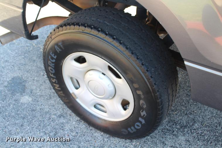 image for item K1941 2009 Ford F150 XL SuperCab pickup truck