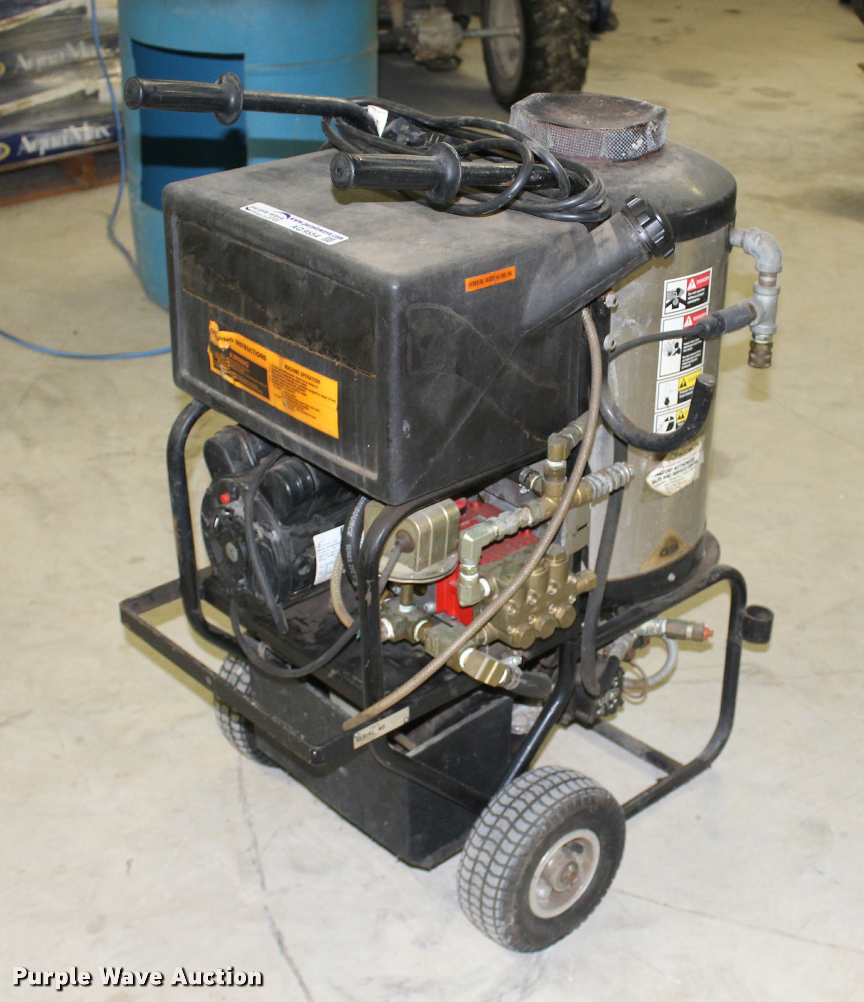 Aladin pressure washer in Holdenville, OK Item AQ9554 sold Purple Wave