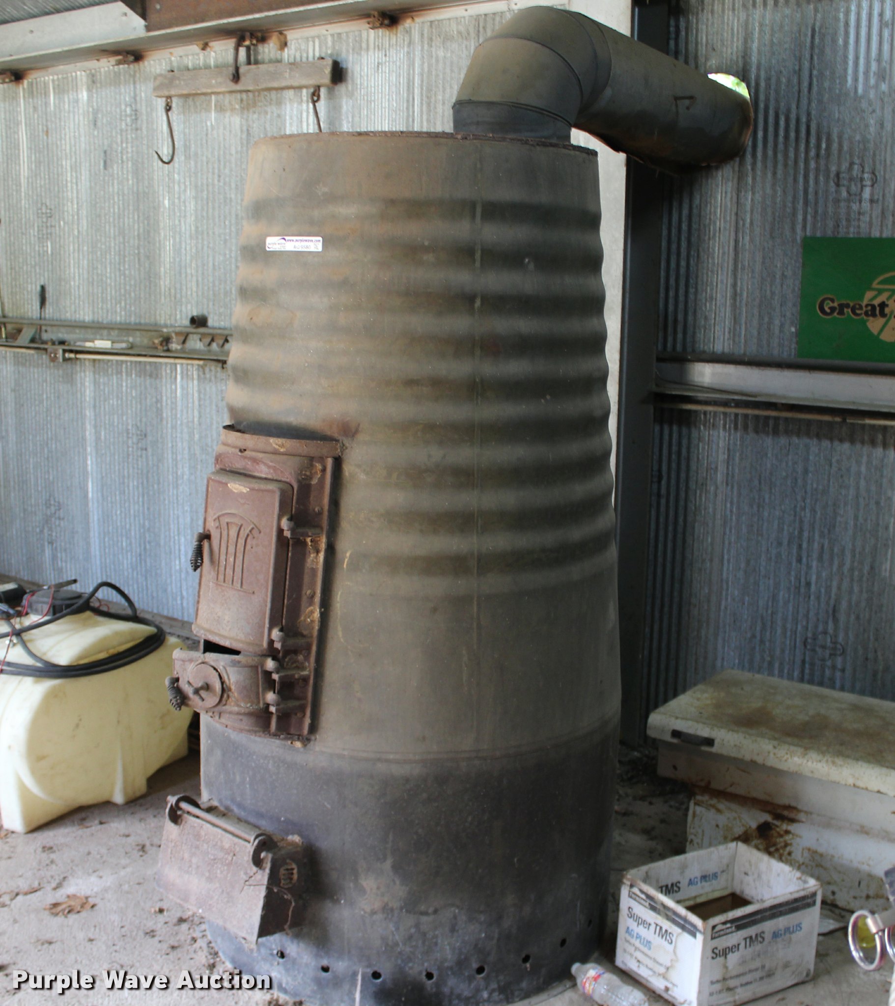 Wood burning stove in Cookson, OK Item AQ9580 sold Purple Wave