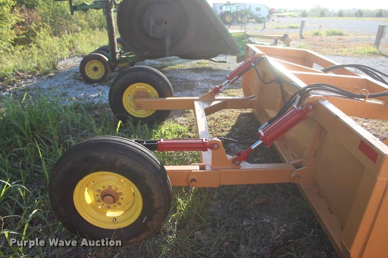 image for item L4812 2015 Industries America 10F scraper