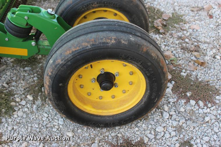 image for item L4813 2015 John Deere CX15 flex-wing rotary mower