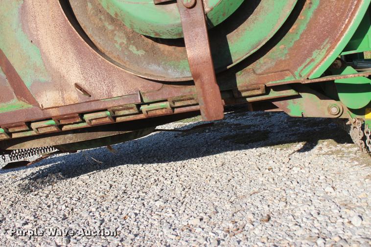 image for item L4814 2015 John Deere CX15 flex-wing rotary mower