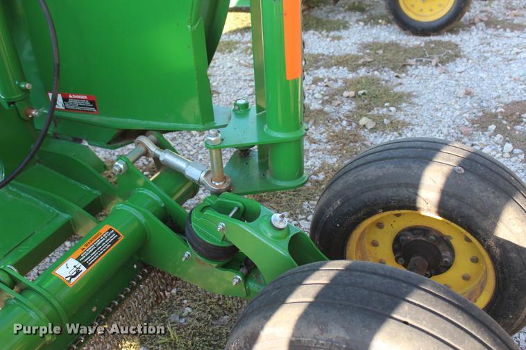 image for item L4814 2015 John Deere CX15 flex-wing rotary mower