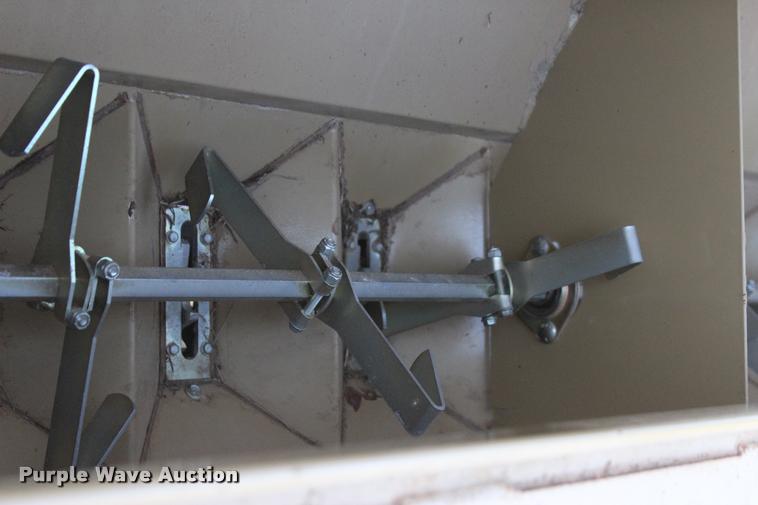 image for item L4820 2014 Land Pride PSN2096 seeder