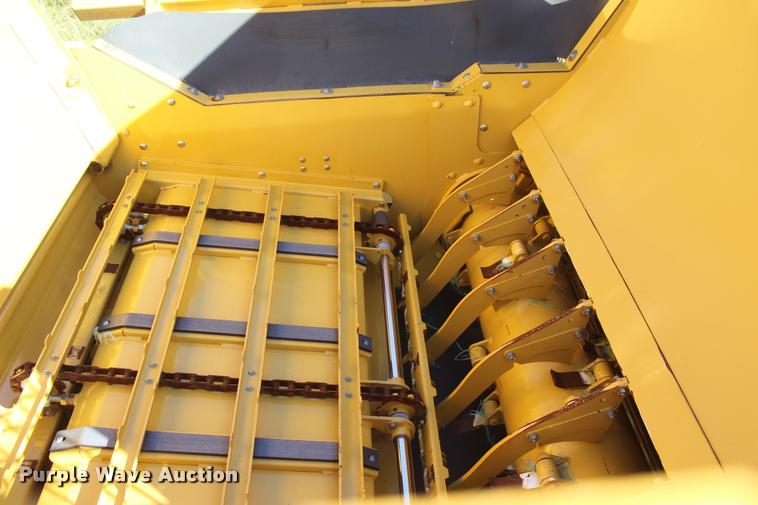 image for item L4821 2014 Vermeer BPX9000 bale processor