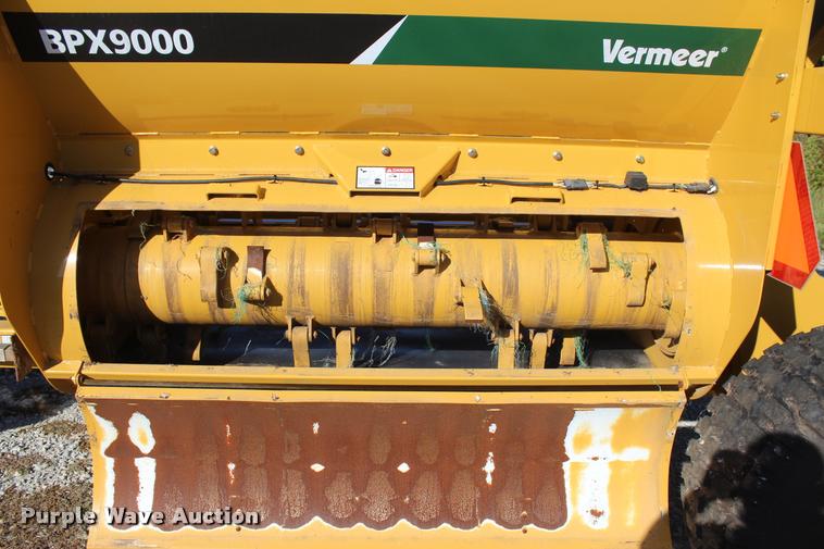 image for item L4821 2014 Vermeer BPX9000 bale processor