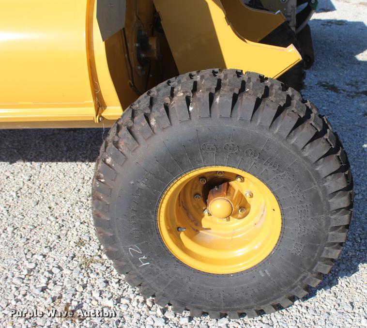 image for item L4821 2014 Vermeer BPX9000 bale processor