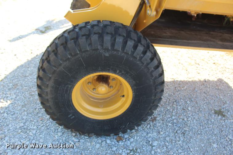 image for item L4821 2014 Vermeer BPX9000 bale processor