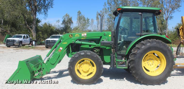 image for item L4822 2013 John Deere 5101E MFWD tractor