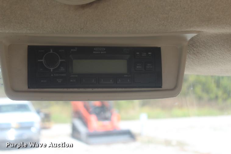 image for item L4822 2013 John Deere 5101E MFWD tractor