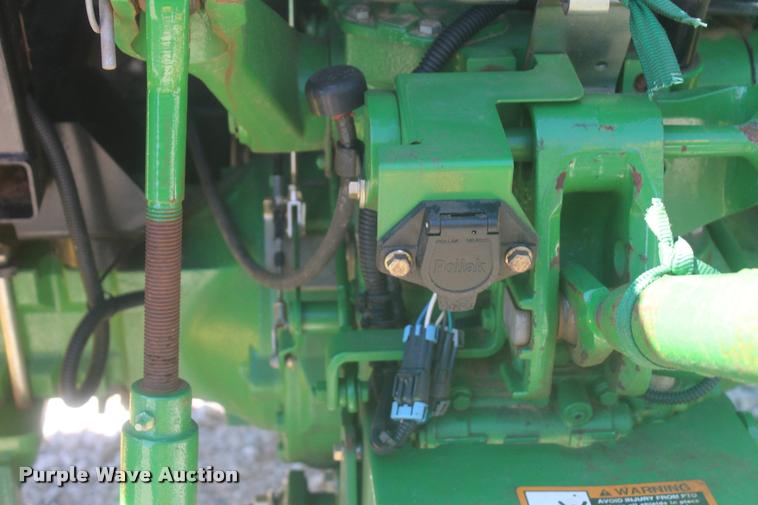 image for item L4822 2013 John Deere 5101E MFWD tractor
