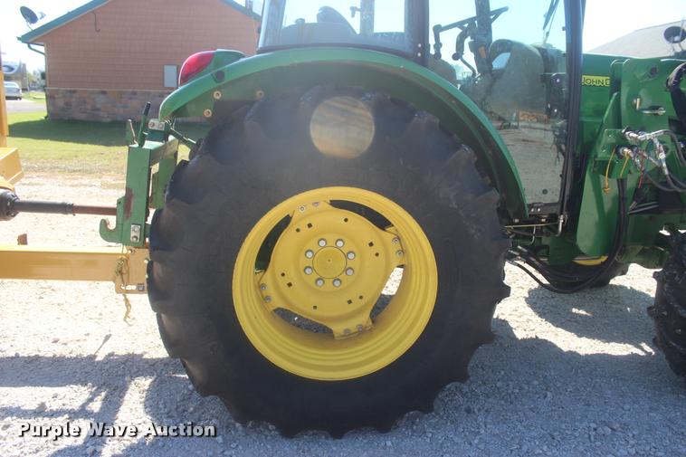 image for item L4822 2013 John Deere 5101E MFWD tractor