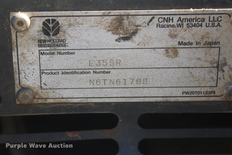 image for item L4823 2006 New Holland E355R compact excavator