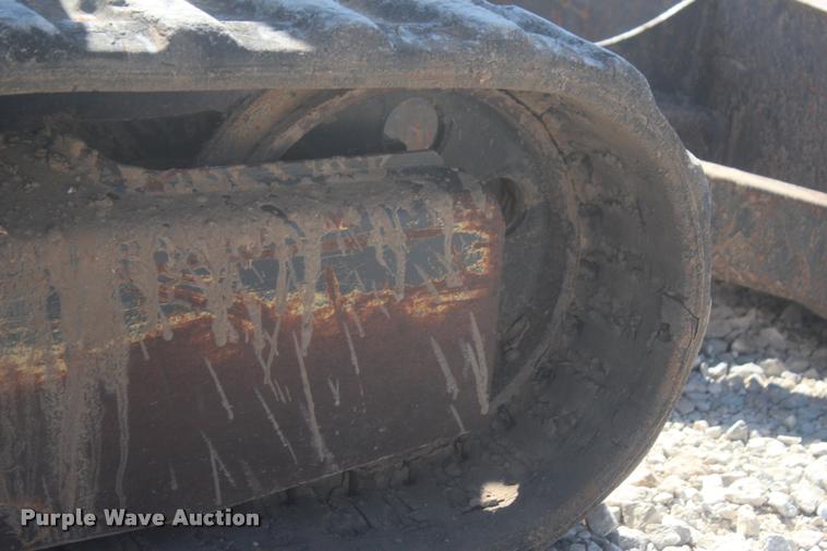 image for item L4823 2006 New Holland E355R compact excavator