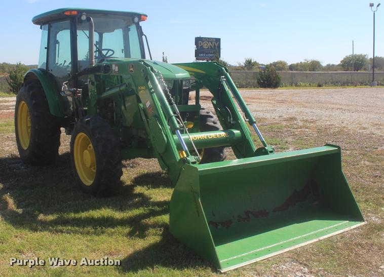 image for item L4824 2013 John Deere 5085E MFWD tractor